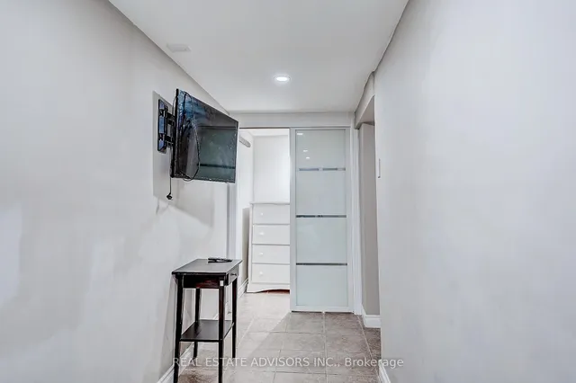 Additional property image - 1228 Jane St
