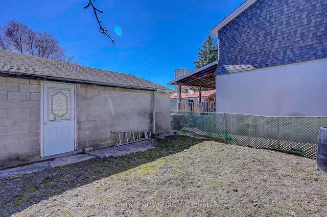 Additional property image - 1228 Jane St