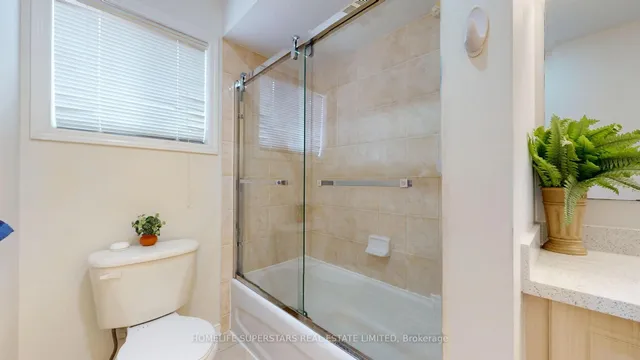 Additional property image - 167 Toba Cres