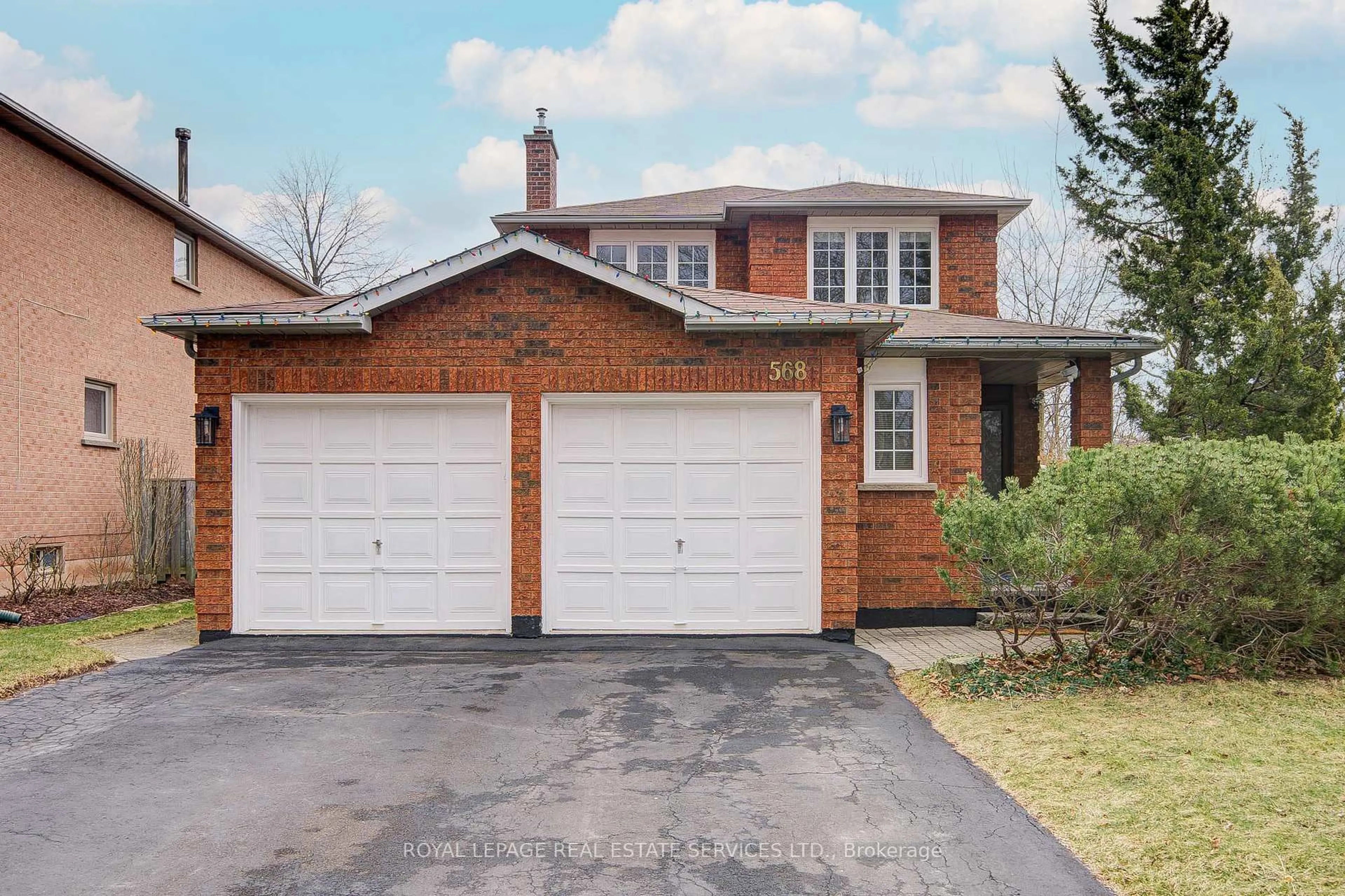 Home with brick exterior material, street for 568 Marlatt Dr, Oakville Ontario L6H 5X3