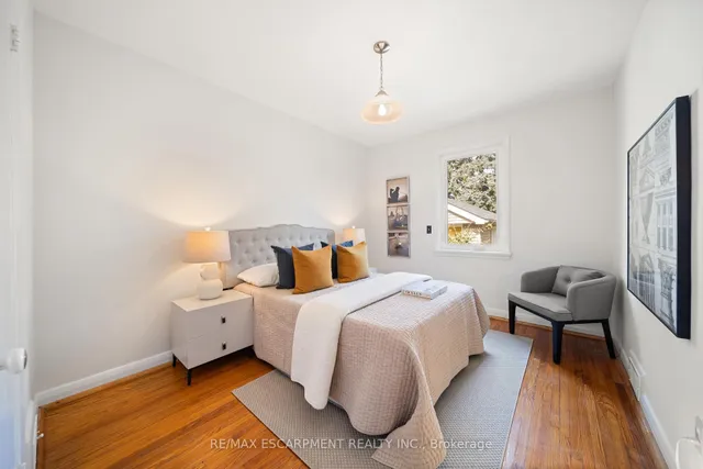 Additional property image - 3908 Bloor St