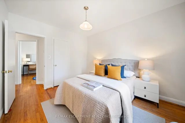 Additional property image - 3908 Bloor St