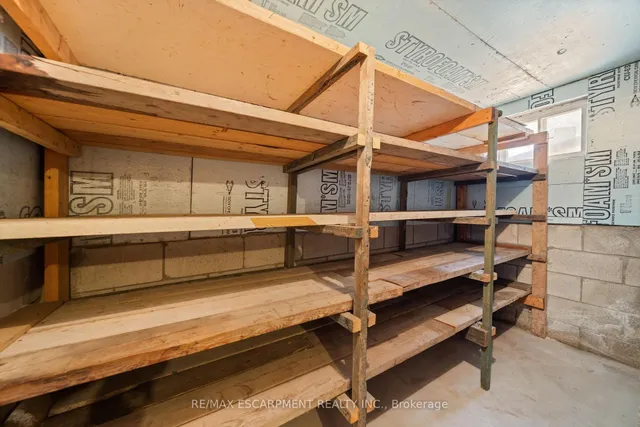 Additional property image - 3908 Bloor St
