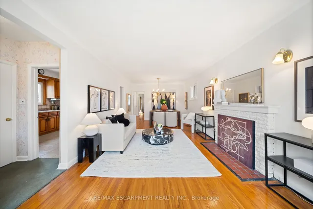 Additional property image - 3908 Bloor St