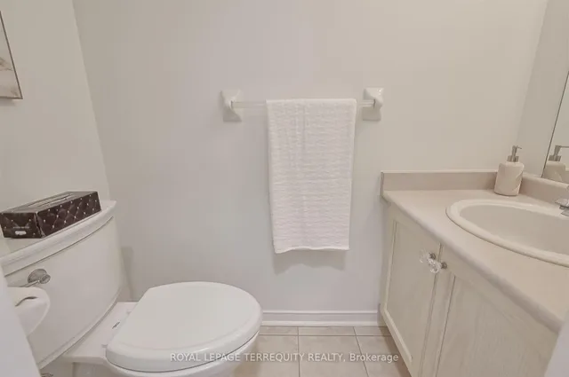 Additional property image - 176 Manitoba St Unit 7