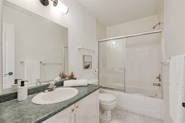 Additional property image - 176 Manitoba St Unit 7