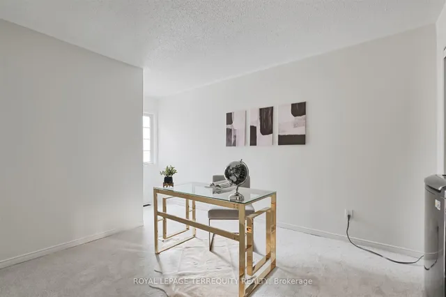 Additional property image - 176 Manitoba St Unit 7