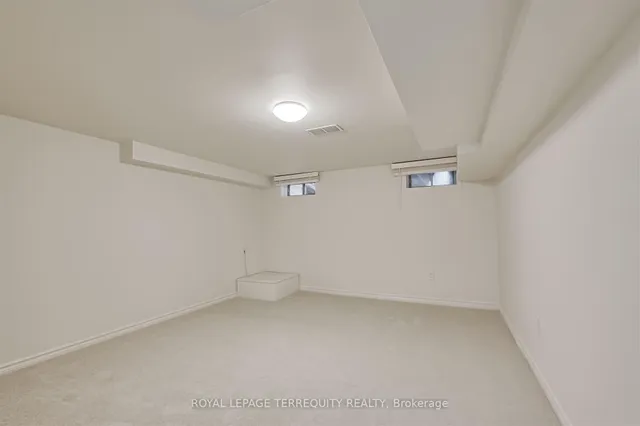Additional property image - 176 Manitoba St Unit 7