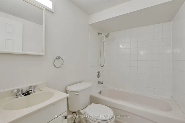 Additional property image - 176 Manitoba St Unit 7