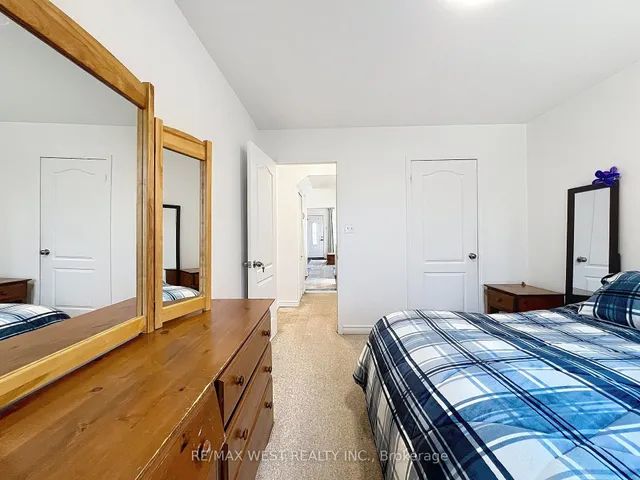 Additional property image - 56 Forty First St