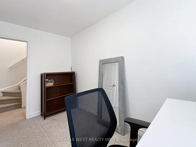 Additional property image - 56 Forty First St