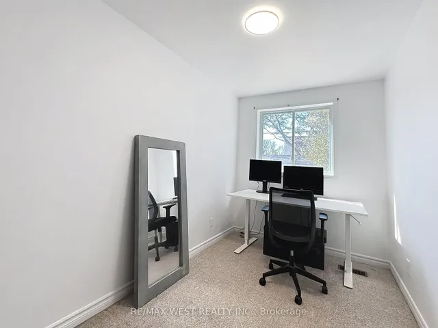 Additional property image - 56 Forty First St