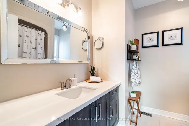 Additional property image - 1116 Cedarwood Pl