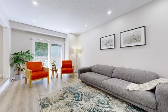 Additional property image - 5411 Lakeshore Blvd Unit 2