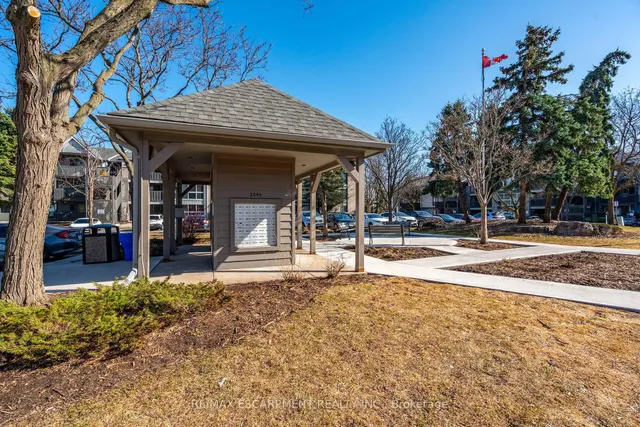 Additional property image - 2040 Cleaver Ave Unit 318