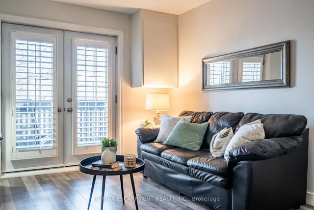 Additional property image - 2040 Cleaver Ave Unit 318