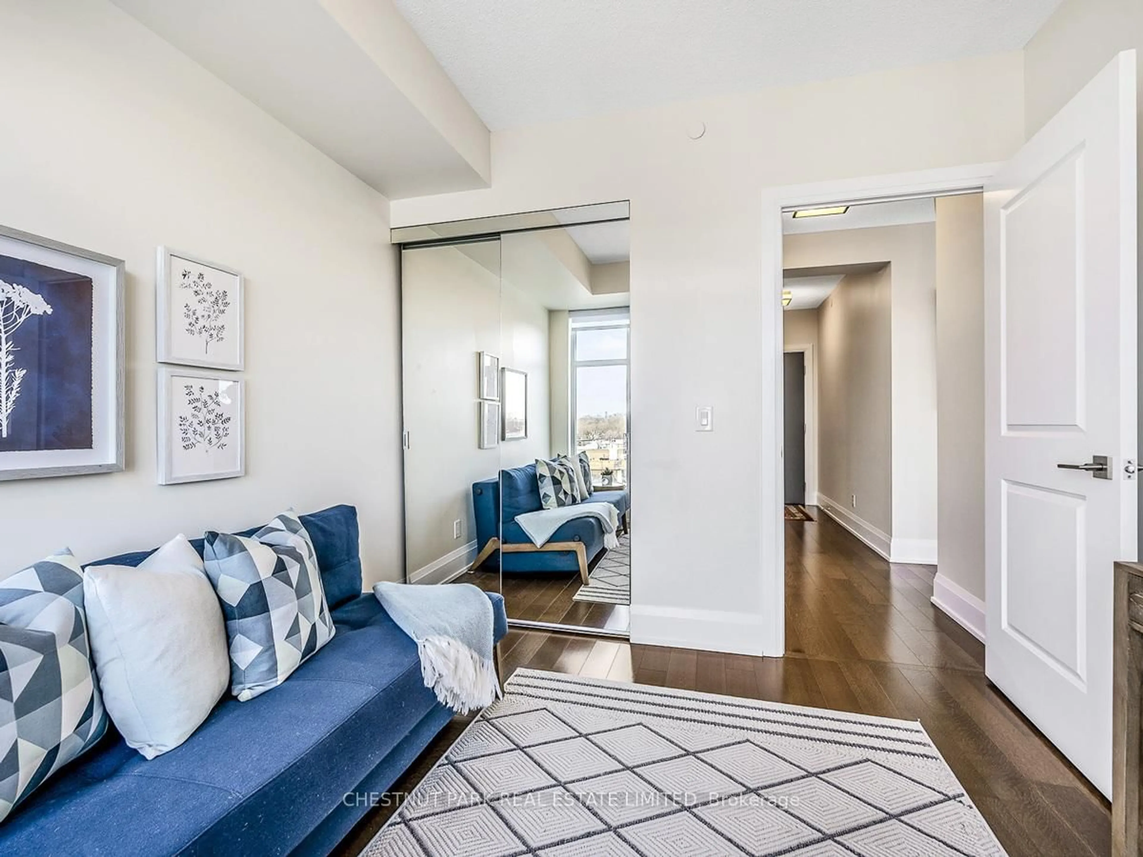 Living room with furniture, unknown for 1 Old Mill Dr #1005, Toronto Ontario M6S 0A1
