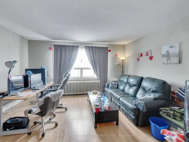 Additional property image - 197 Royal York Rd