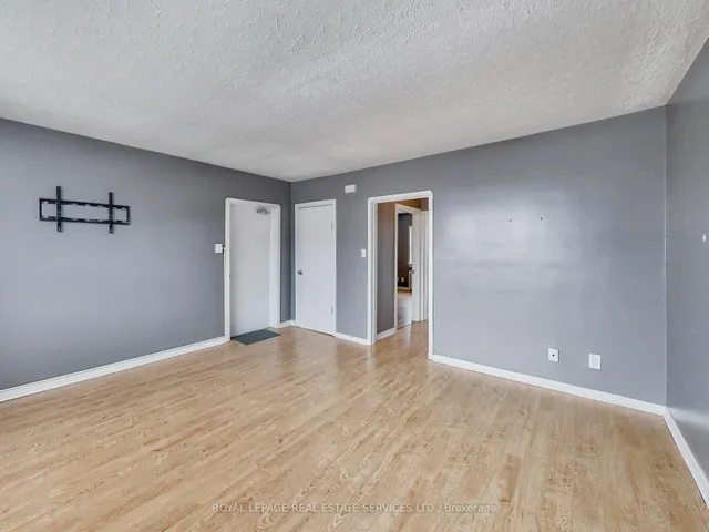 Additional property image - 197 Royal York Rd