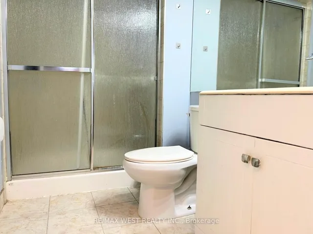 Additional property image - 8 Lisa St Unit 2506