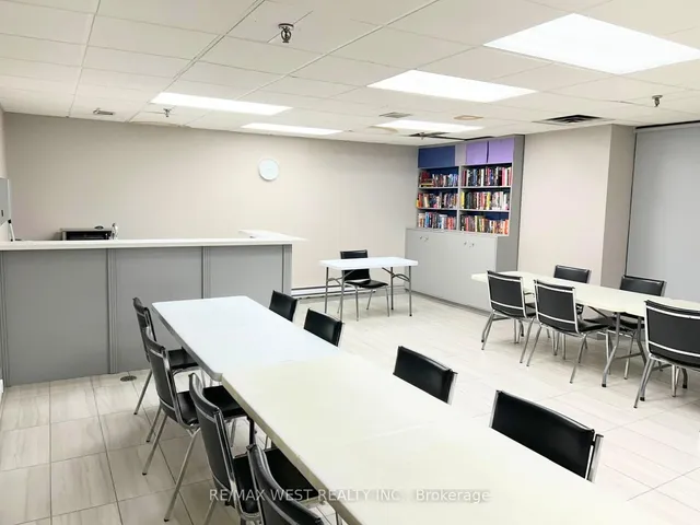 Additional property image - 8 Lisa St Unit 2506