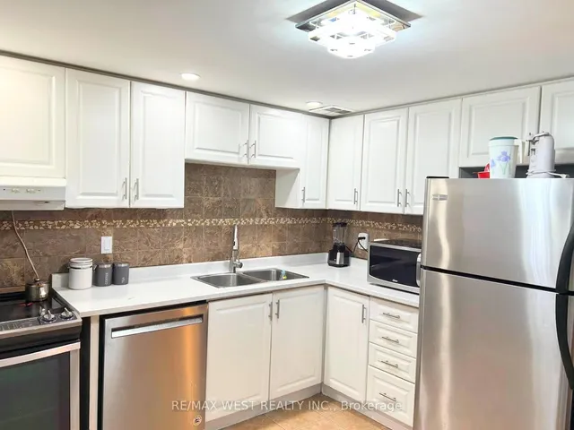 Additional property image - 8 Lisa St Unit 2506