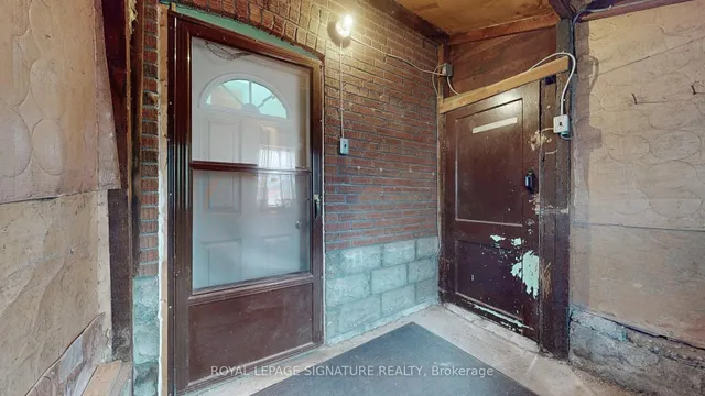 Additional property image - 1625 Keele St