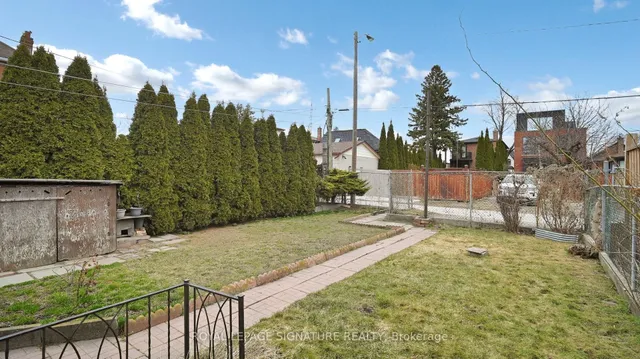 Additional property image - 1625 Keele St