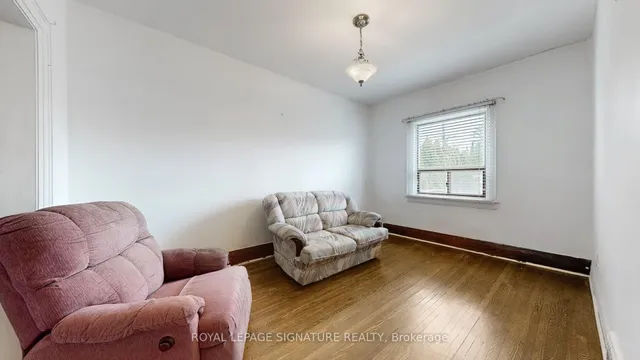 Additional property image - 1625 Keele St