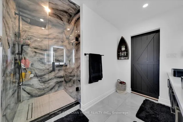 Additional property image - 33 Denali Cres