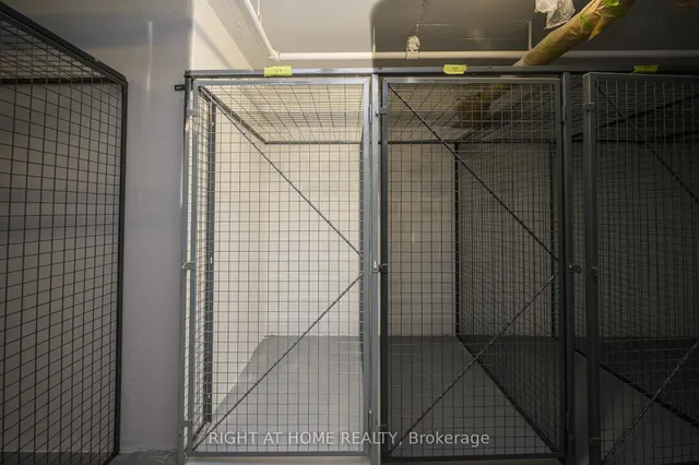 Additional image 8 of 509 Dundas St Unit 605
