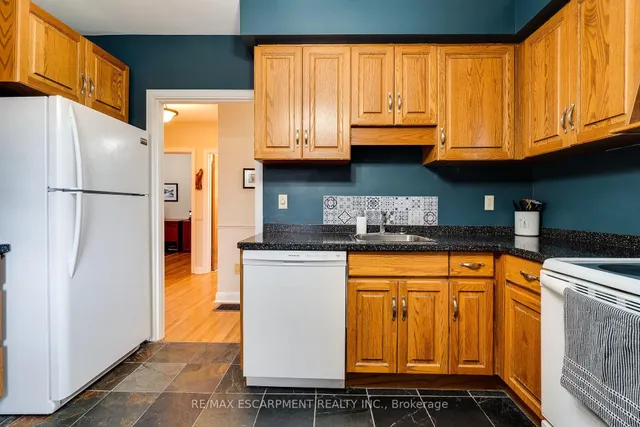 Additional property image - 1435 Alfred Cres