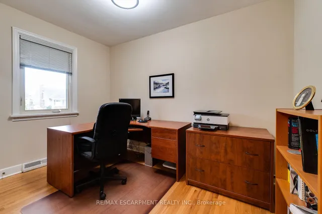 Additional property image - 1435 Alfred Cres