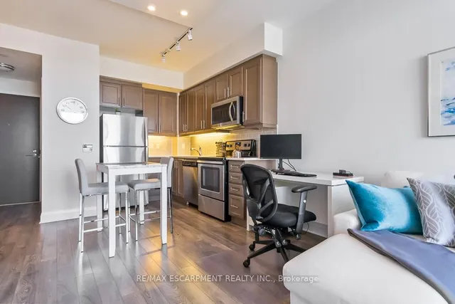Additional property image - 15 Zorra St Unit 1608