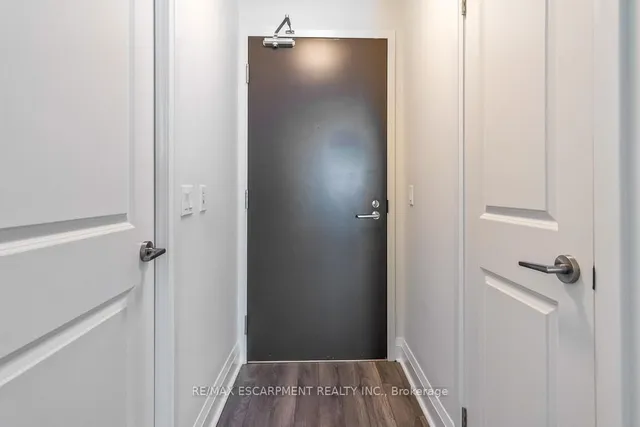 Additional property image - 15 Zorra St Unit 1608