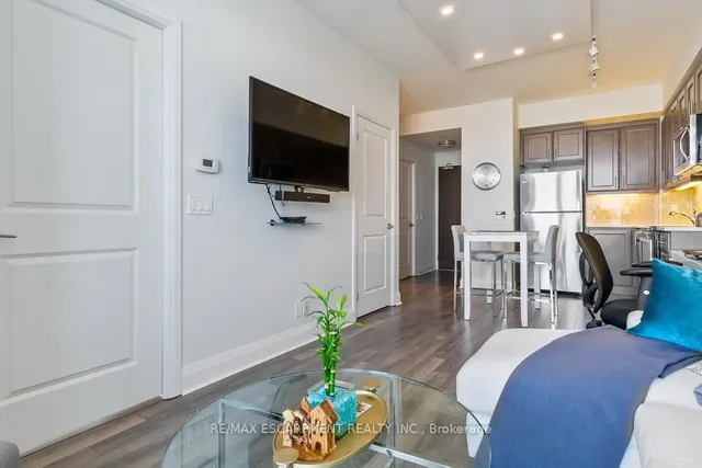 Additional property image - 15 Zorra St Unit 1608