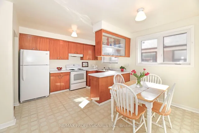 Additional image 30 of 29 Markay St
