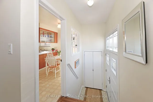 Additional image 38 of 29 Markay St