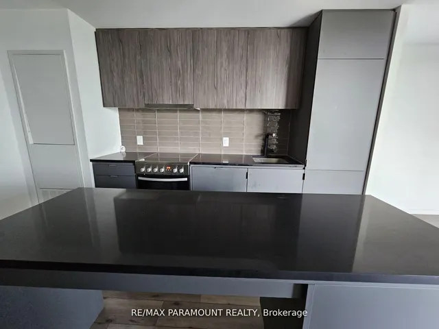 Additional property image - 7 Smith Cres Unit 601