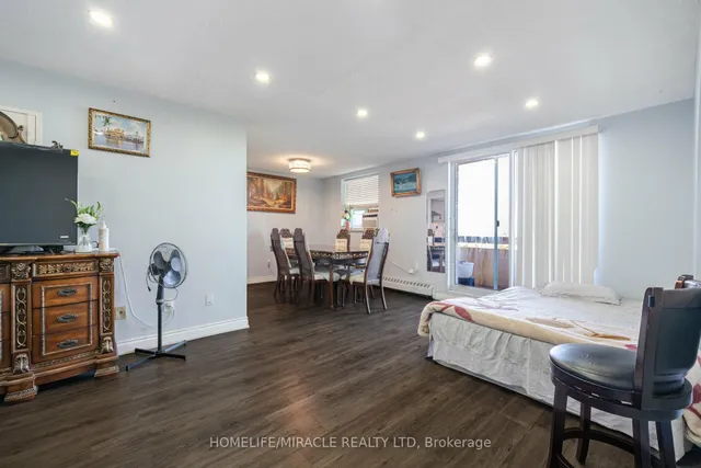 Additional property image - 3577 Derry Rd Unit 702