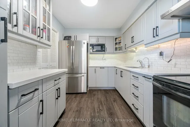 Additional property image - 3577 Derry Rd Unit 702