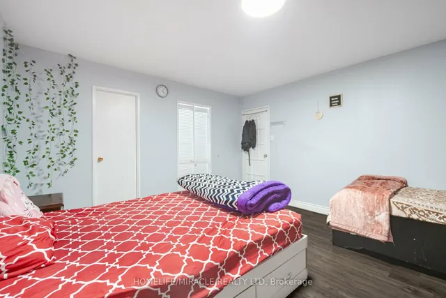Additional property image - 3577 Derry Rd Unit 702