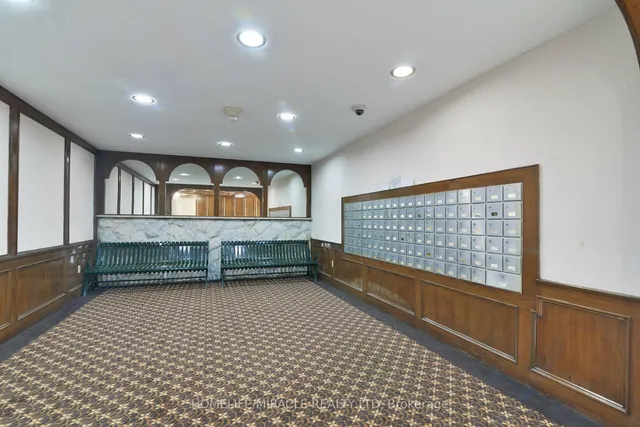 Additional property image - 3577 Derry Rd Unit 702