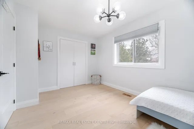 Additional property image - 1587 Dewberry Cres