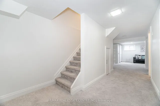 Additional property image - 1587 Dewberry Cres