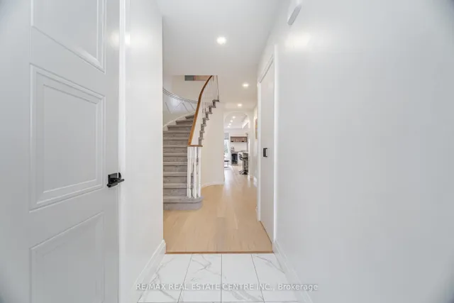 Additional property image - 1587 Dewberry Cres