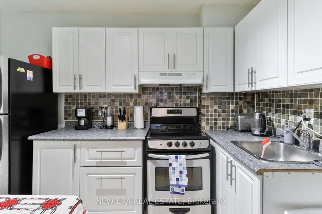 Additional property image - 3625 Lakeshore Blvd Unit 108