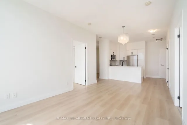 Additional property image - 2230 Lake shore Blvd Unit 303