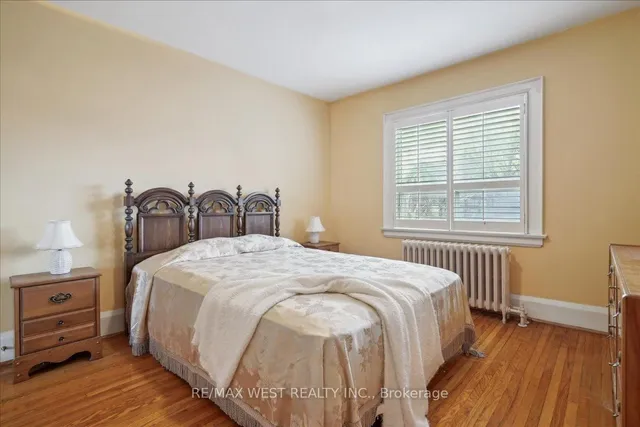 Additional property image - 496 St Johns Rd