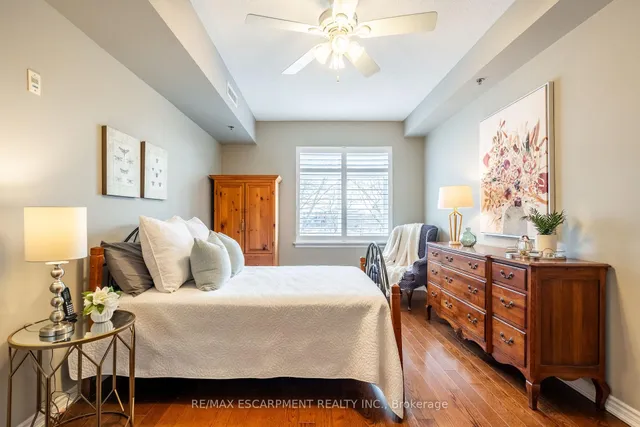 Additional property image - 391 Plains Rd Unit 301